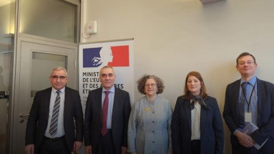 وفد من المجلس الوطني الكردي يجتمع بالخارجية الفرنسية في باريس