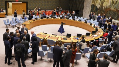 جلسة سابقة في مجلس الأمن للتصويت على مشروع قرار يطالب بوقف إطلاق النار في غزة - AFP