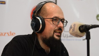 عامر الحلاق المعلّق الرياضي في قناة سما المقربة من النظام السوري