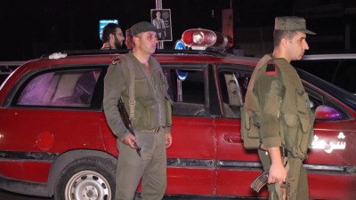 عناصر من شرطة النجدة في قوات النظام السوري - (الشرطة police/ فيس بوك)