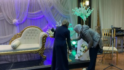 تنظيم حفلات الزفاف.. مهنة جديدة تبدع بها النساء السوريات في مصر