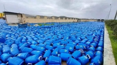 أكثر من 36 ألف أسطوانة جرفها السيل من وحدة تعبئة الغاز في اللاذقية