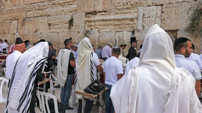 ماذا يعني تظهير إسرائيل البُعد الديني في الصراع؟ 