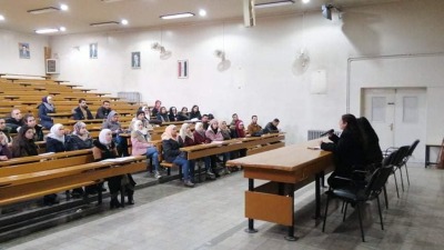 في سوريا.. راتب الأستاذ الجامعي لا يغطي تكاليف المواصلات
