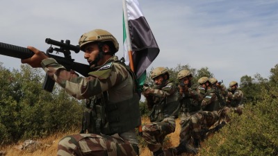مقاتلون في الجيش الوطني السوري - (منصة إكس)