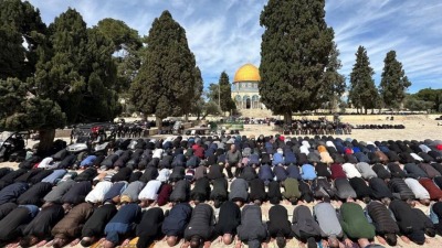 منذ 21 أسبوعا.. قيود إسرائيلية على الصلاة بالمسجد الأقصى وتنكيل بالمصلين | فيديو