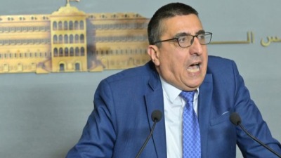 وزير لبناني يدعو لإعادة السوريين إلى بلدهم أو توطينهم في بلد ثالث