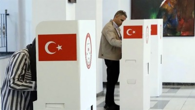 نتائج الانتخابات المحلية التركية بعد فرز 50 بالمئة من الأصوات