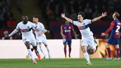 باريس يهزم برشلونة ويواجه دورتموند في نصف نهائي دوري أبطال أوروبا