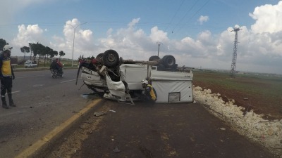 حادث سير على طريق ادلب - سرمدا